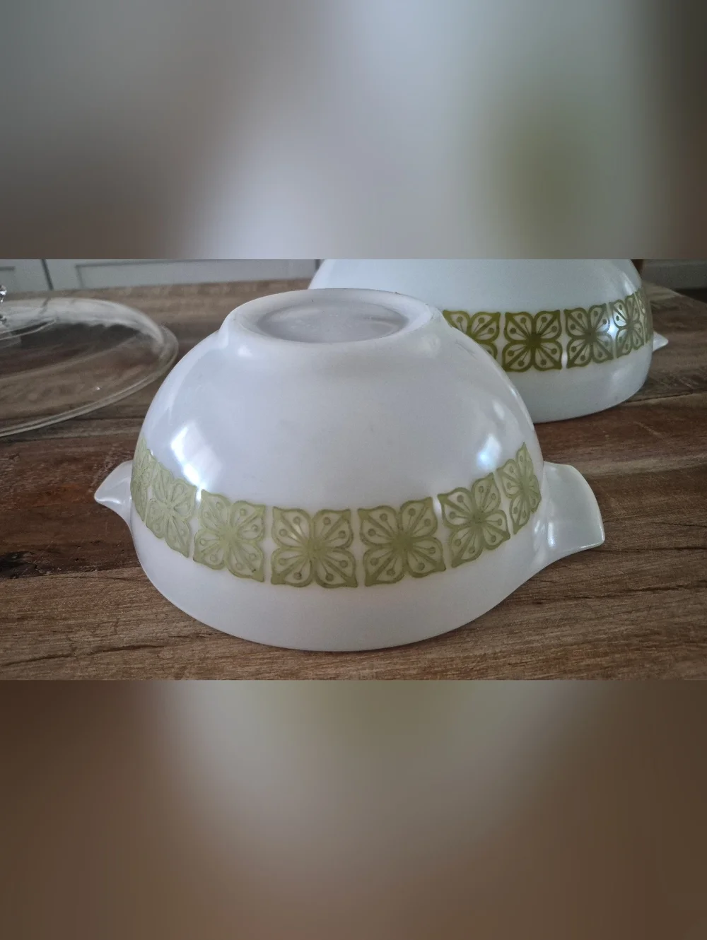 Vintage Pyrex Butterfly Gold / Verde 3-Piece Set - Cinderella Bowls 441 & 444